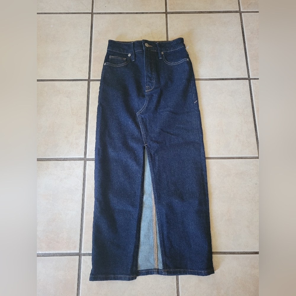 Good American Indigo Denim Skirt